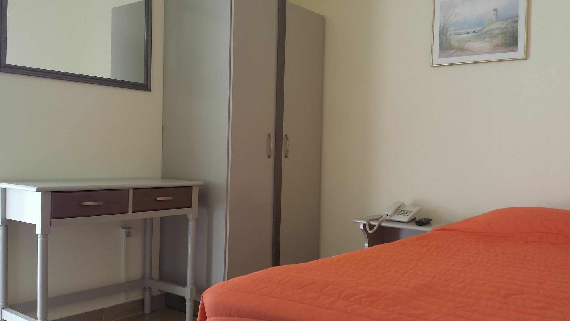 Takis Hotel Apartments Ialysós Eksteriør bilde