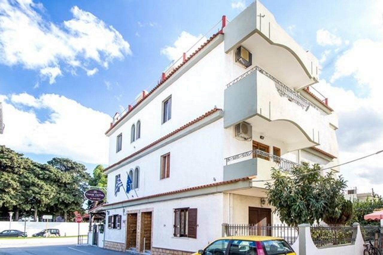 Takis Hotel Apartments Ialysós Eksteriør bilde